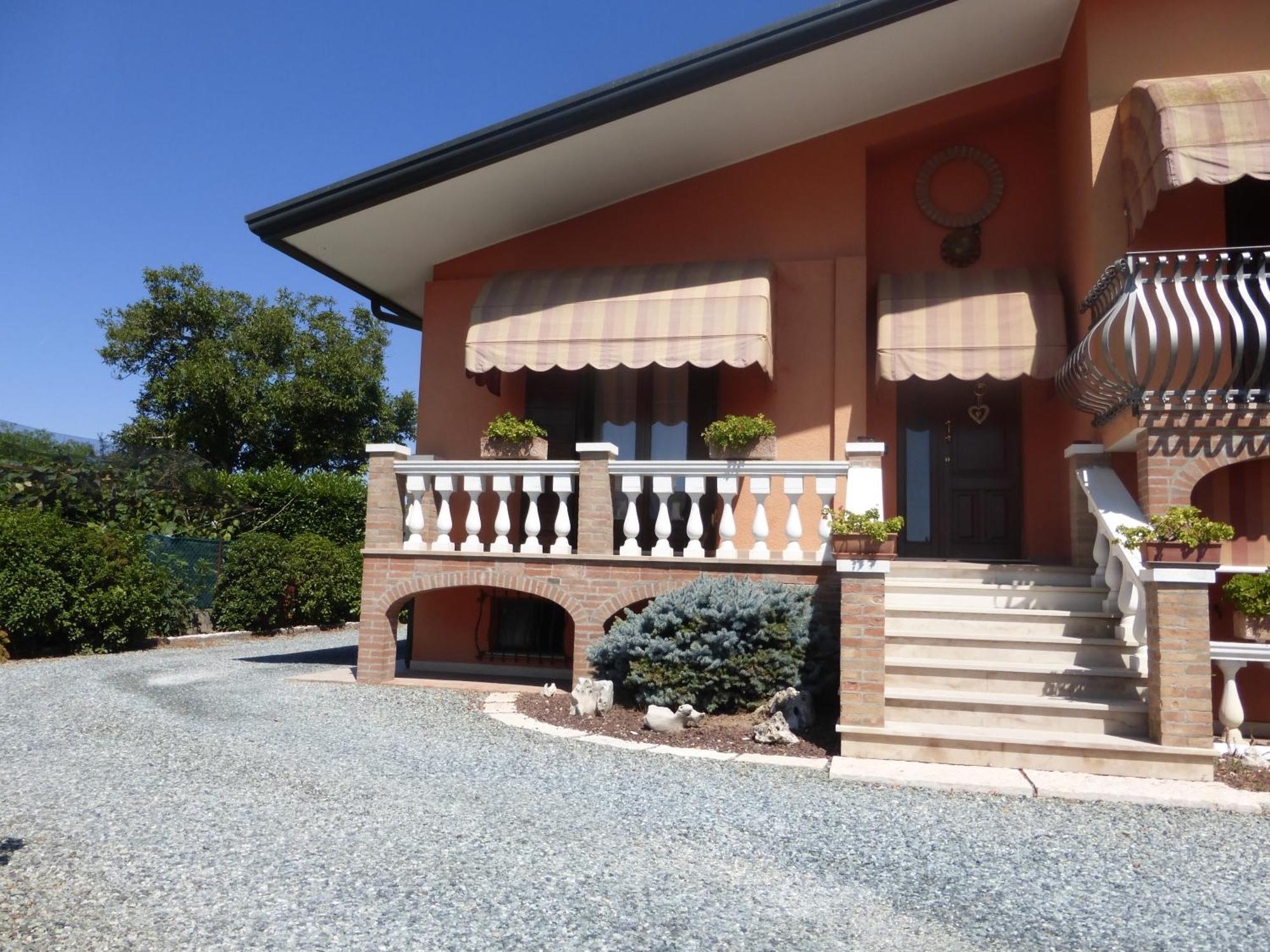 Appartamento Yestravel Noale Bagian luar foto